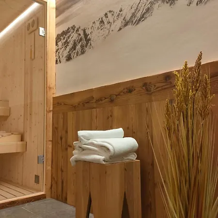 Dom wakacyjny Fior Di Roccia Apartments- In Centro Cervinia, Sauna Privata, Matterhorn Dream Breuil-Cervinia