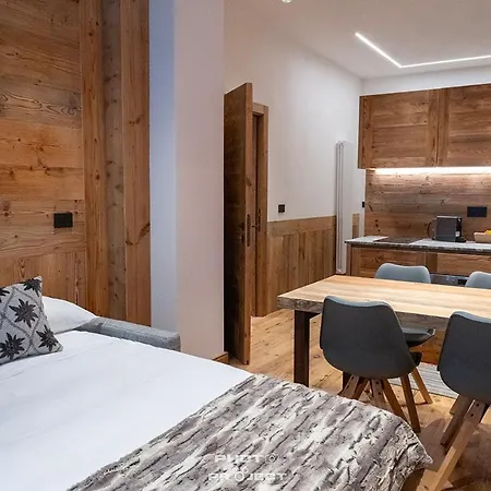 Fior Di Roccia Apartments- In Centro Cervinia, Sauna Privata, Matterhorn Dream بيت للعطل بيريوِل تْشيرفينيا