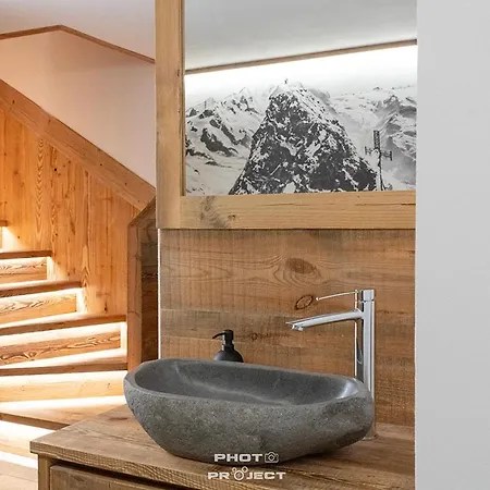 Fior Di Roccia Apartments- In Centro Cervinia, Sauna Privata, Matterhorn Dream * بيريوِل تْشيرفينيا