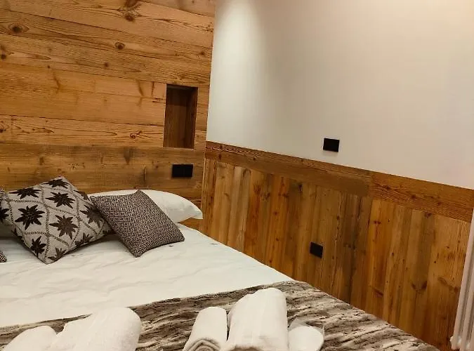 Fior Di Roccia Apartments- In Centro Cervinia, Sauna Privata, Matterhorn Dream بيت للعطل بيريوِل تْشيرفينيا