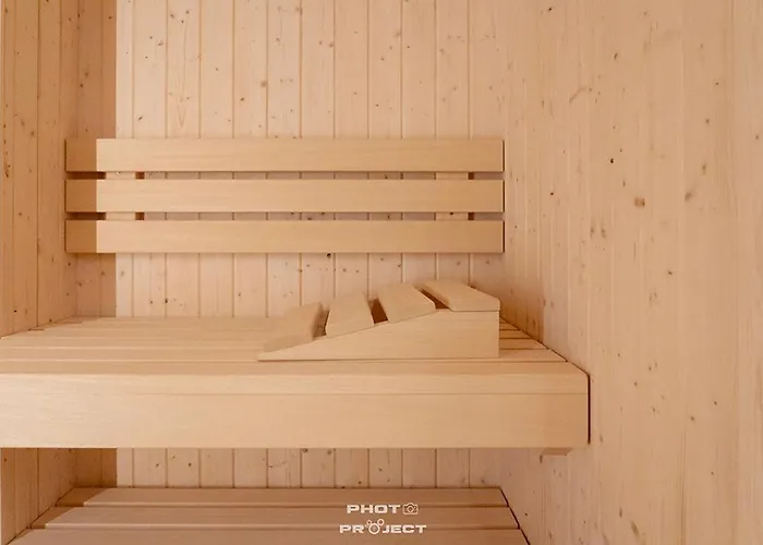 Fior Di Roccia Apartments- In Centro Cervinia, Sauna Privata, Matterhorn Dream 布勒伊-切尔维尼亚