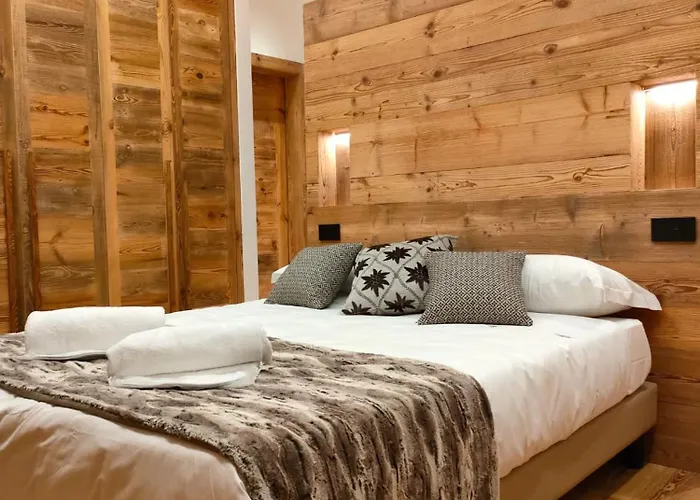 Fior Di Roccia Apartments- In Centro Cervinia, Sauna Privata, Matterhorn Dream بيت للعطل بيريوِل تْشيرفينيا