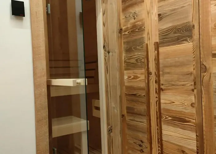 Fior Di Roccia Apartments- In Centro Cervinia, Sauna Privata, Matterhorn Dream بيت للعطل بيريوِل تْشيرفينيا